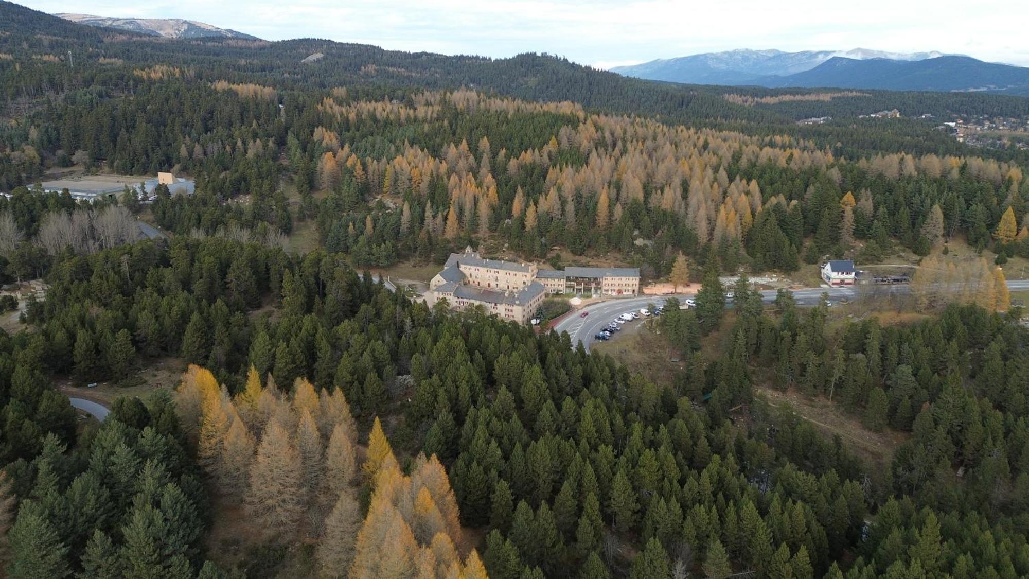 Font-Romeu-Odeillo-Via Grand Hotel L'Ermitage מראה חיצוני תמונה
